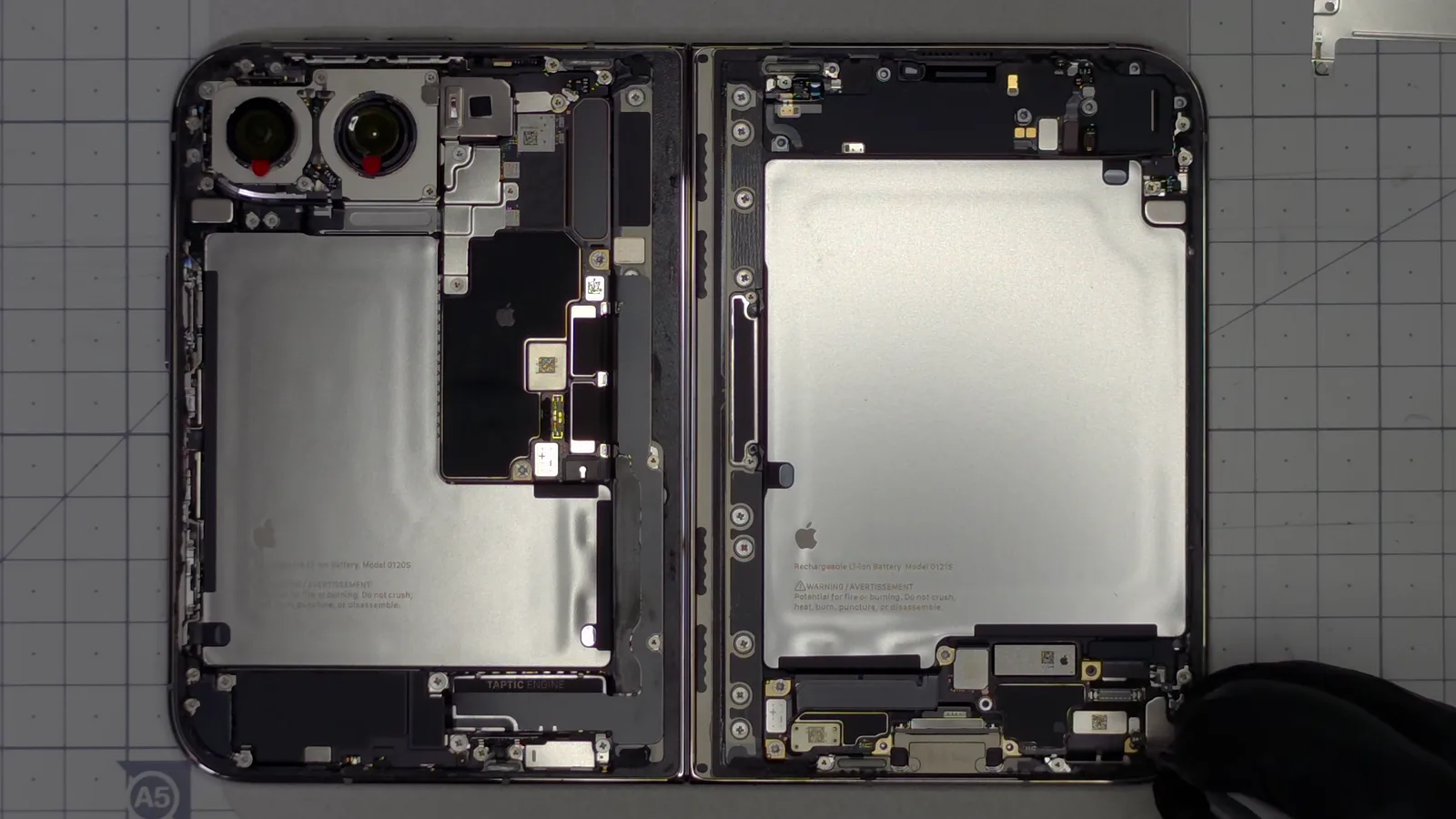 Inside the iPhone Duo with both halves open